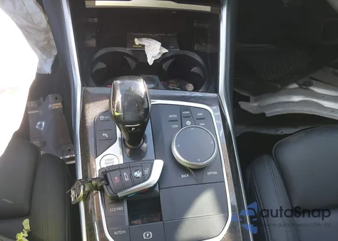 2021 BMW M340I z USA, uszkodzony, nr VIN 3MW5U7J09M8B62235